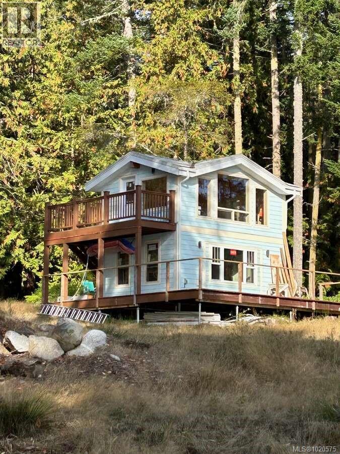 105 Mapleleaf Lane, Sidney Island