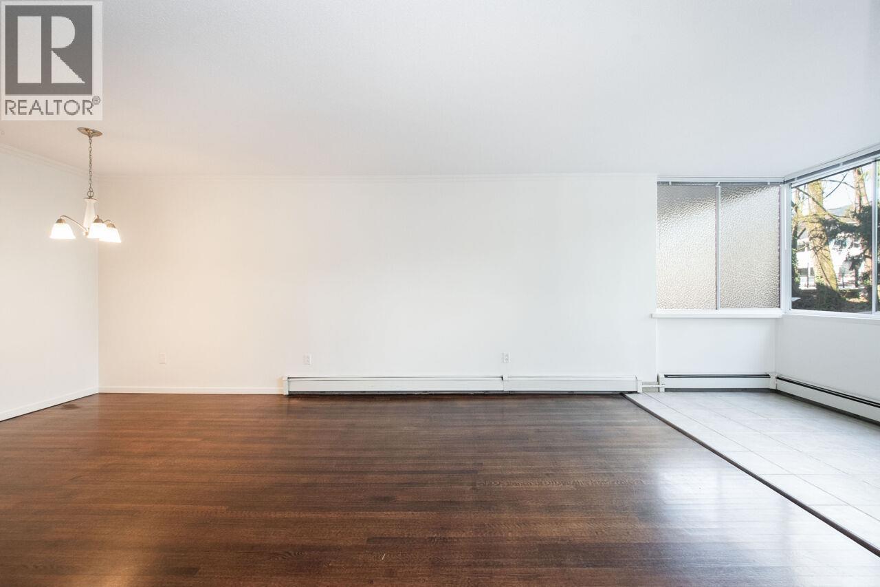 108 1425 ESQUIMALT AVENUE, West Vancouver