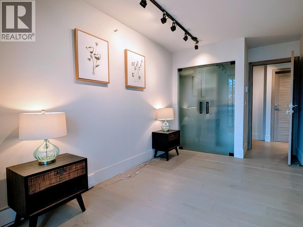 3D 328 TAYLOR WAY, West Vancouver