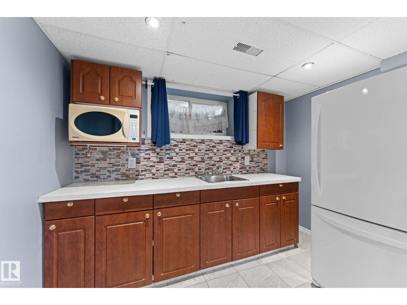 12713 116 ST NW NW, Edmonton