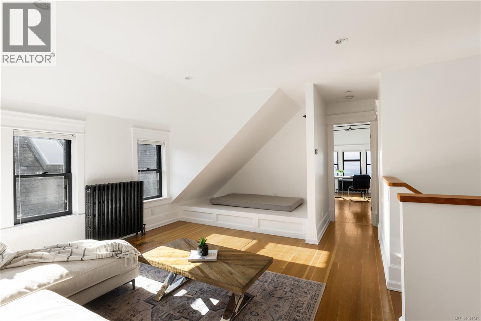  222 Dallas Road, Victoria