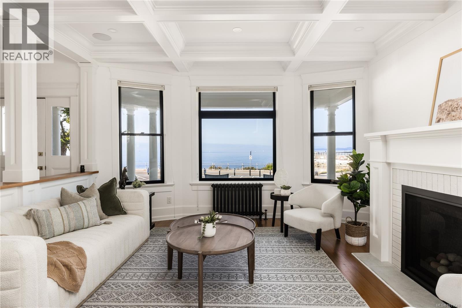  222 Dallas Road, Victoria