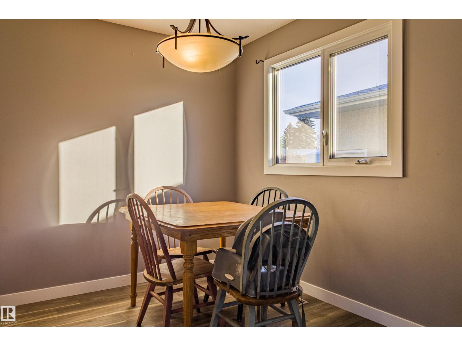 157 BROOKWOOD DR, Spruce Grove