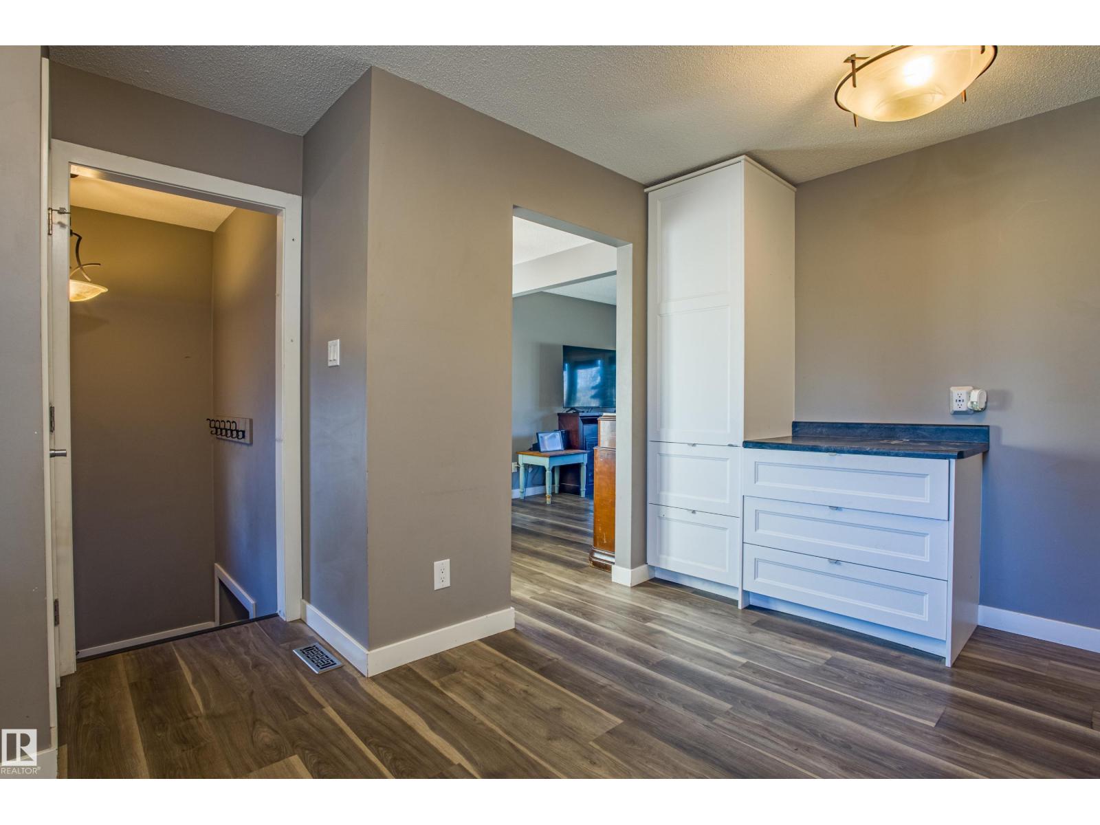 157 BROOKWOOD DR, Spruce Grove