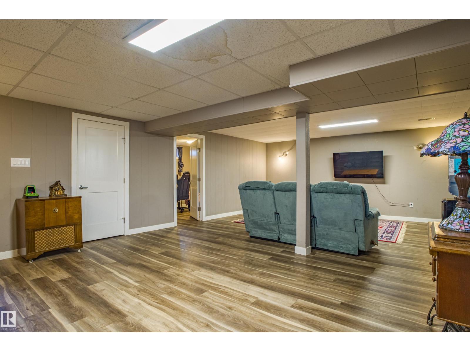 157 BROOKWOOD DR, Spruce Grove