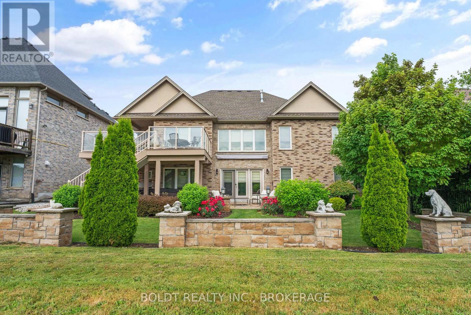 19 RED HAVEN DRIVE - 39
