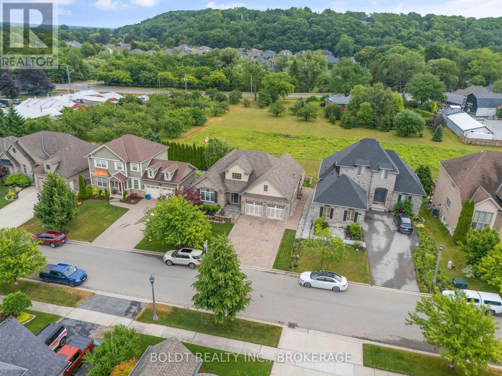 19 RED HAVEN DRIVE - 41