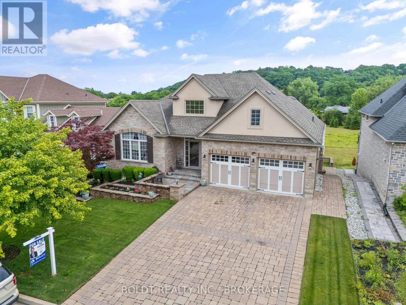 19 RED HAVEN DRIVE - 46