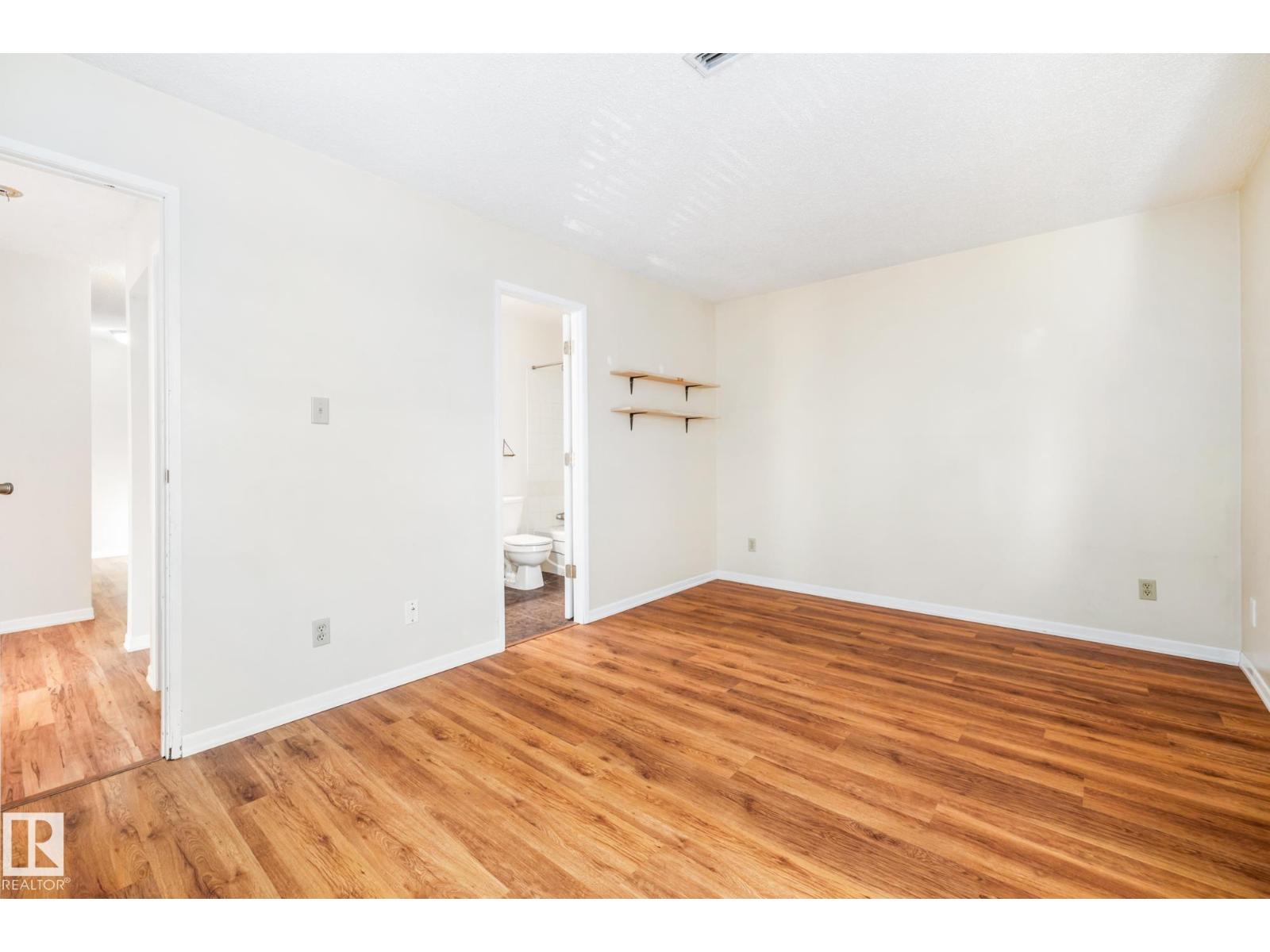 #136 70 WOODLANDS RD, St. Albert