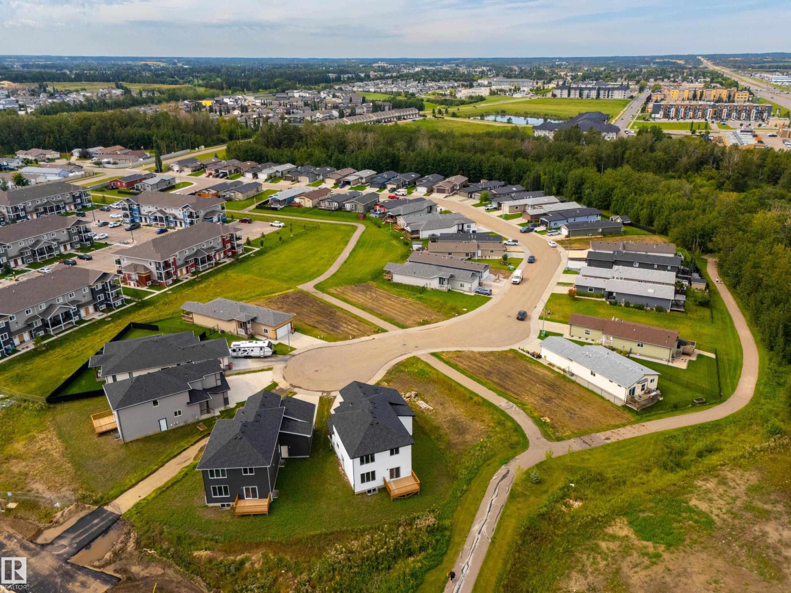 30 SUN MEADOWS CL, Stony Plain