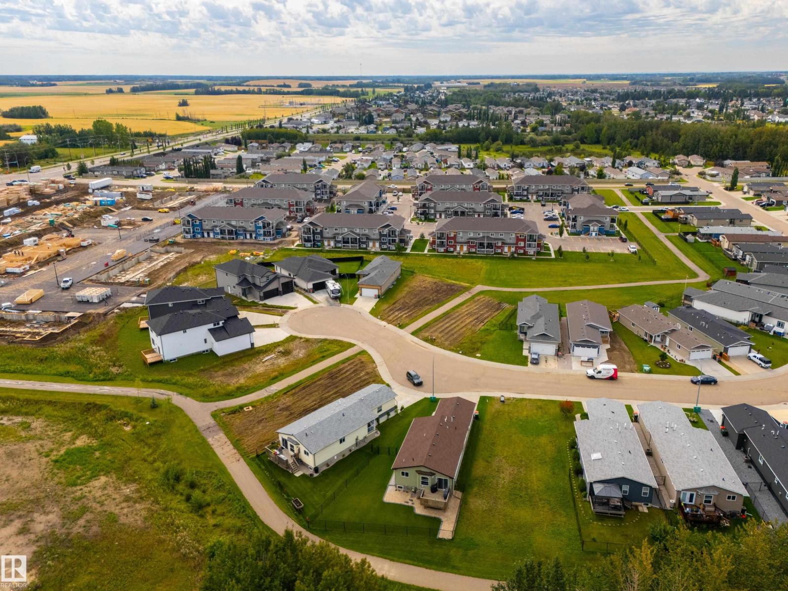 30 SUN MEADOWS CL, Stony Plain