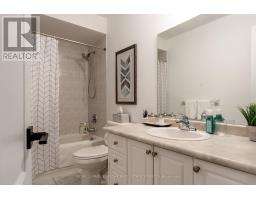 7 Trent Avenue, Toronto, ON M4C5C6 Photo 13