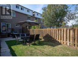 7 Trent Avenue, Toronto, ON M4C5C6 Photo 25