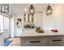 7 Trent Avenue, Toronto, ON M4C5C6 Photo 8