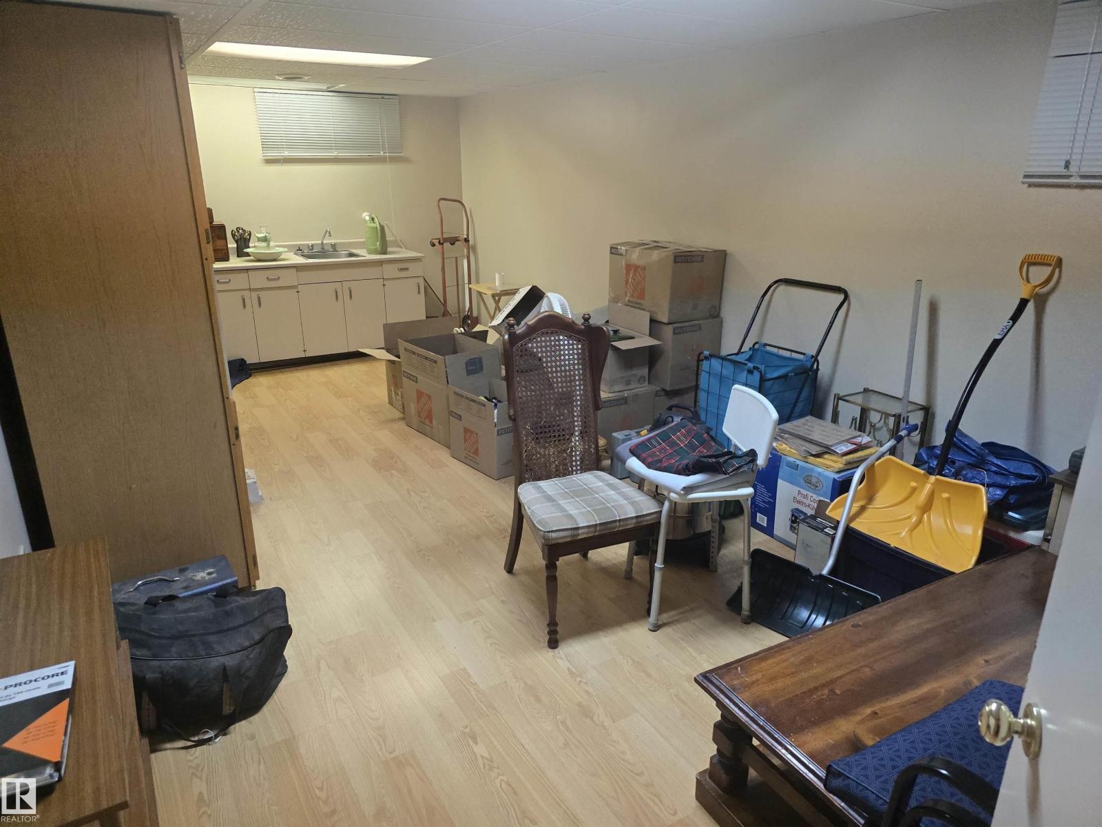 12209A 134B AV NW, Edmonton