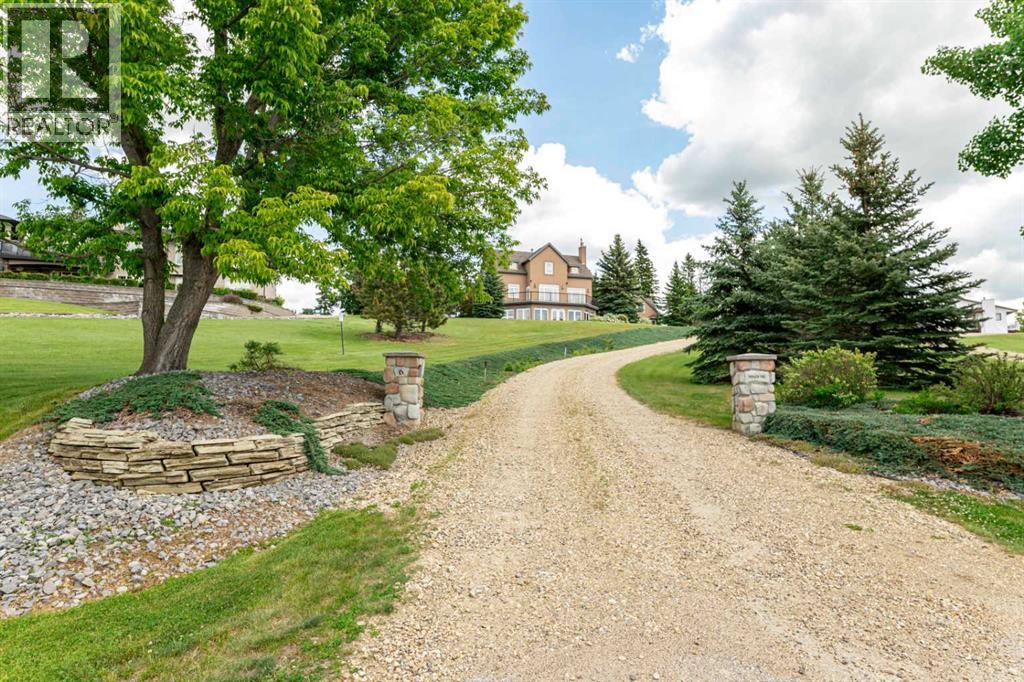 27111 Highway 597, Rural Lacombe County