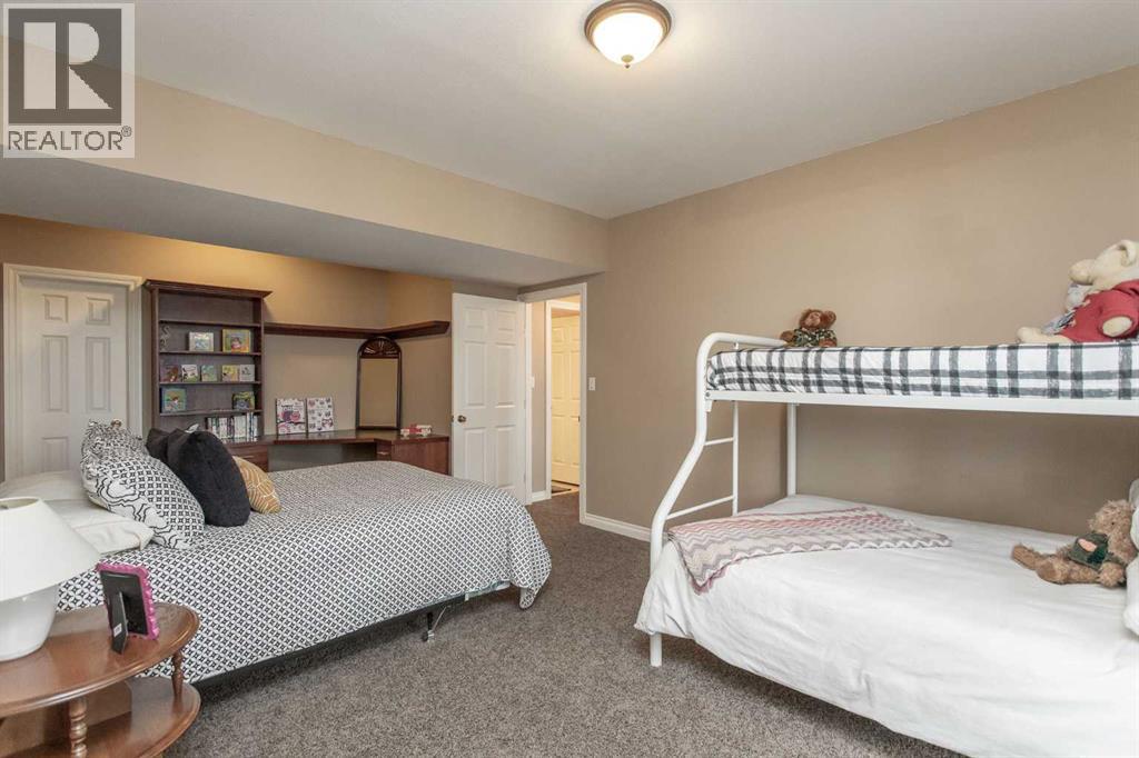 27111 Highway 597, Rural Lacombe County