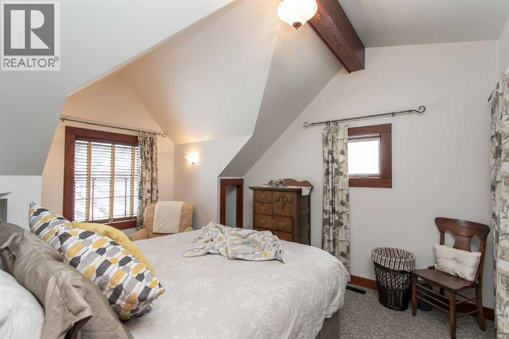 27111 Highway 597, Rural Lacombe County