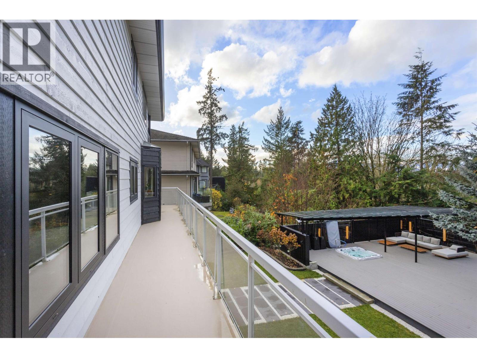 5485 KEITH ROAD, West Vancouver
