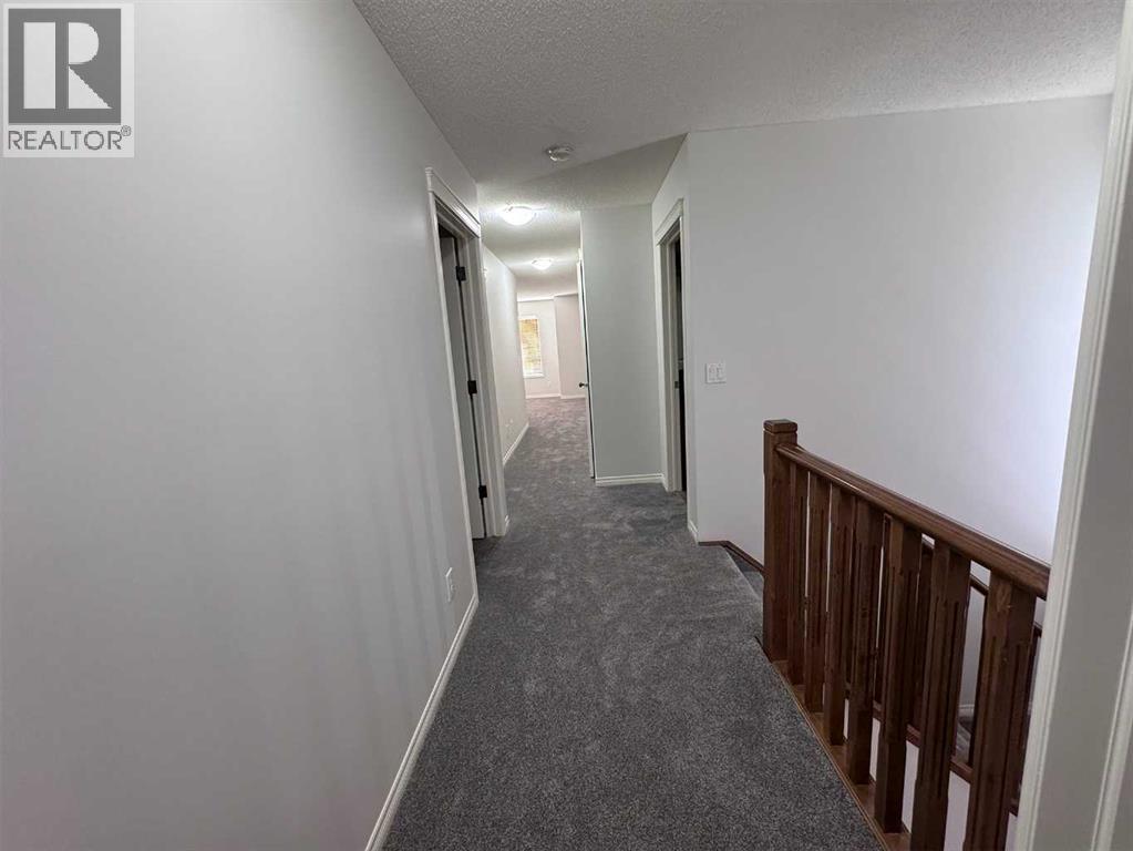 Single Family House for Sale in  Tuscany Summit Bay NW Tuscany Calgary 