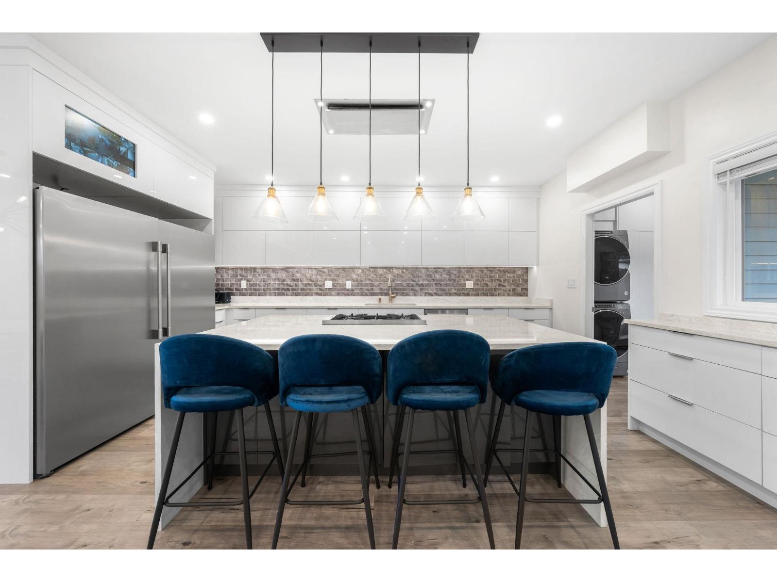 11646 82 Avenue, Delta