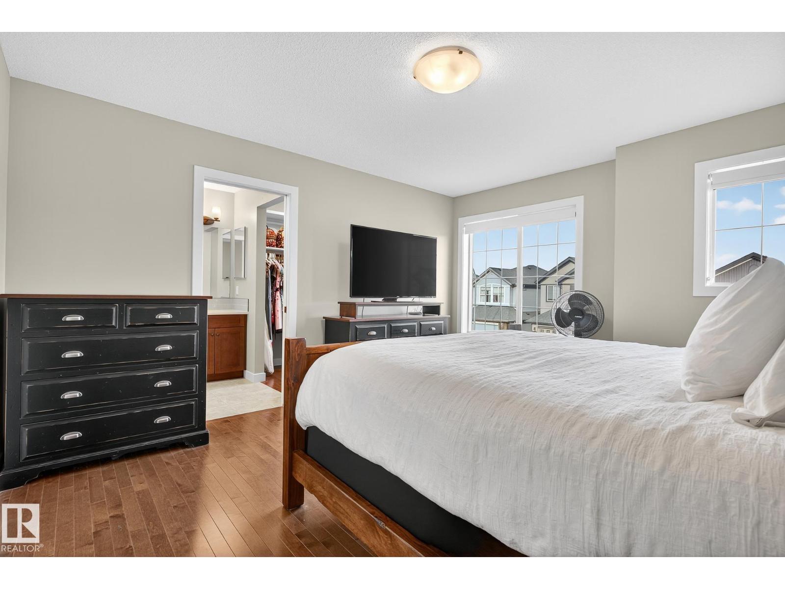 6121 175A AV NW, Edmonton