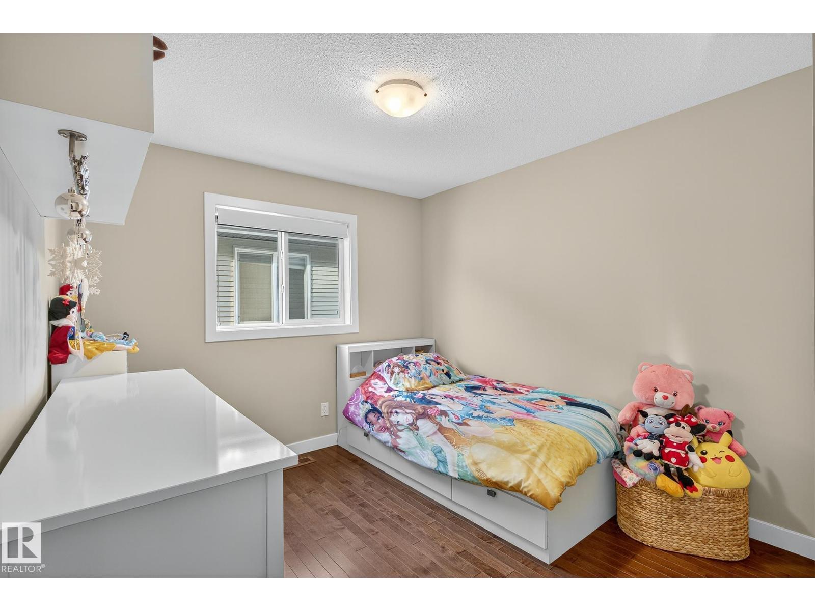 6121 175A AV NW, Edmonton