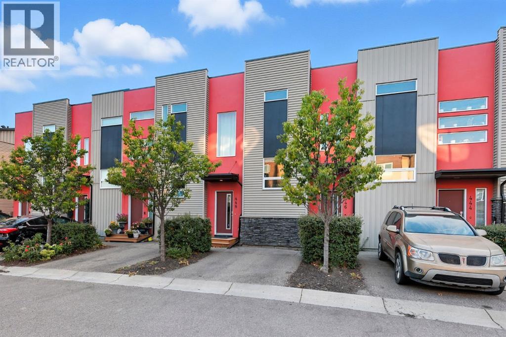 Single Family House for Sale in  Covecreek Circle NE Coventry Hills Calgary 