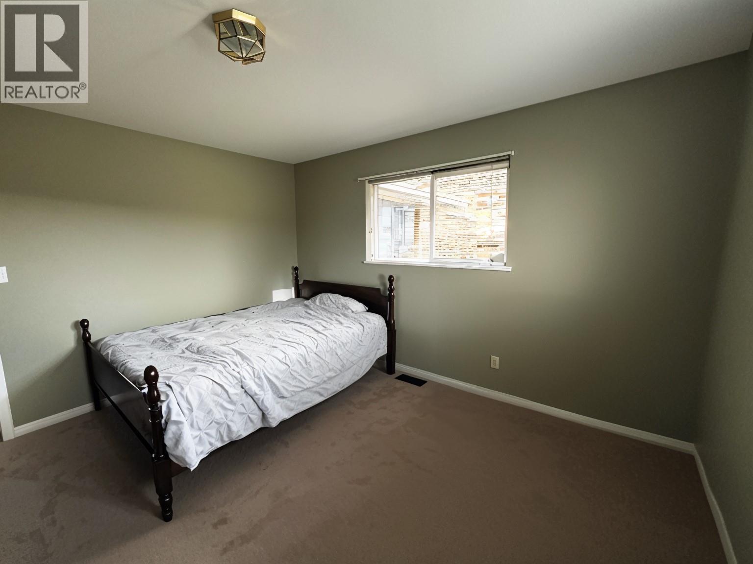 2024 Mountain View Avenue, Lumby