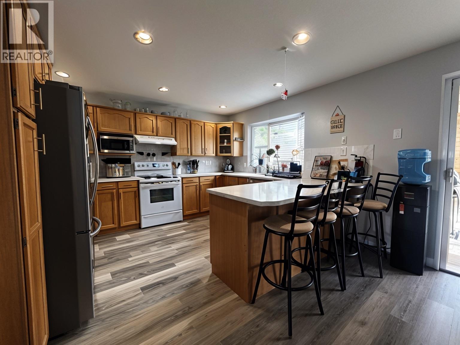 2024 Mountain View Avenue, Lumby