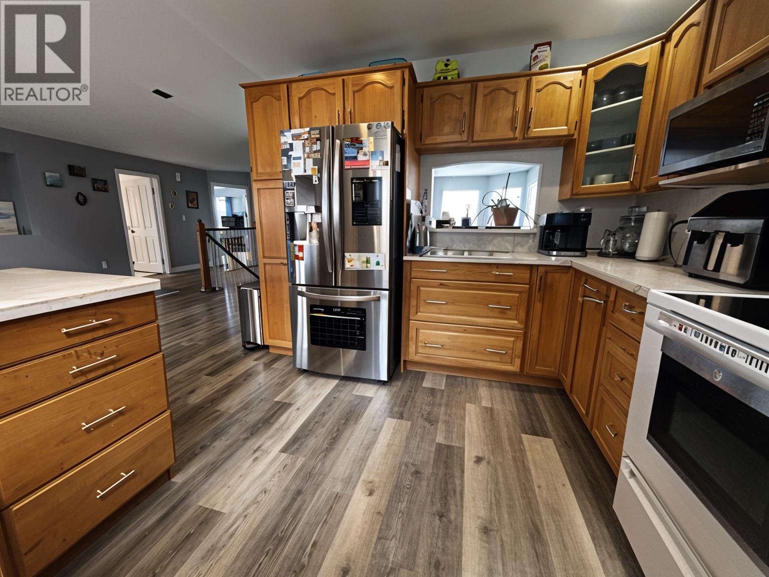 2024 Mountain View Avenue, Lumby