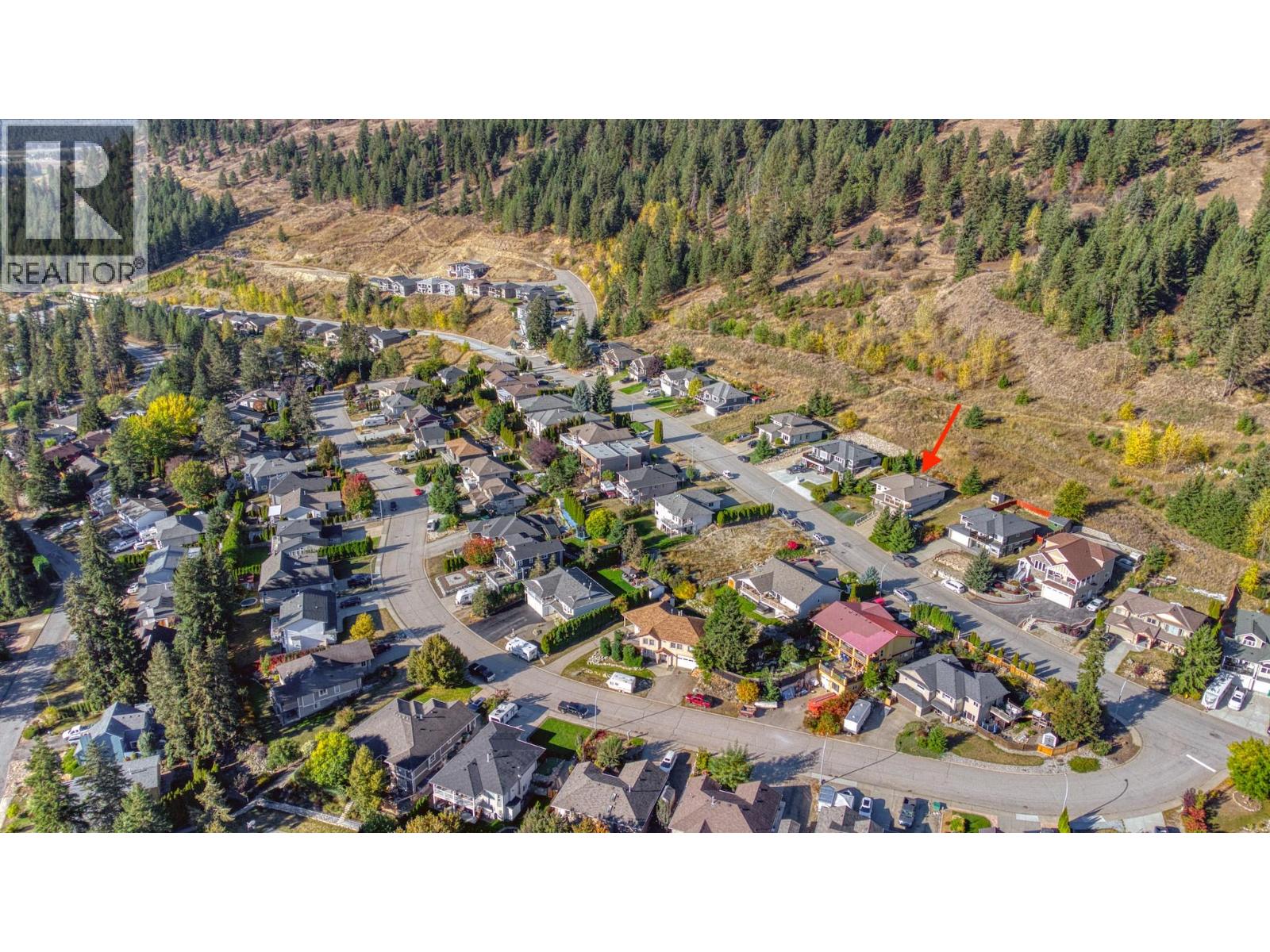 2024 Mountain View Avenue, Lumby