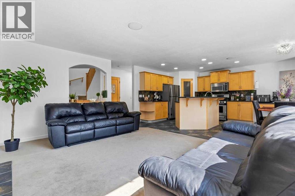 Single Family House for Sale in  Everwillow Boulevard SW Evergreen Calgary 