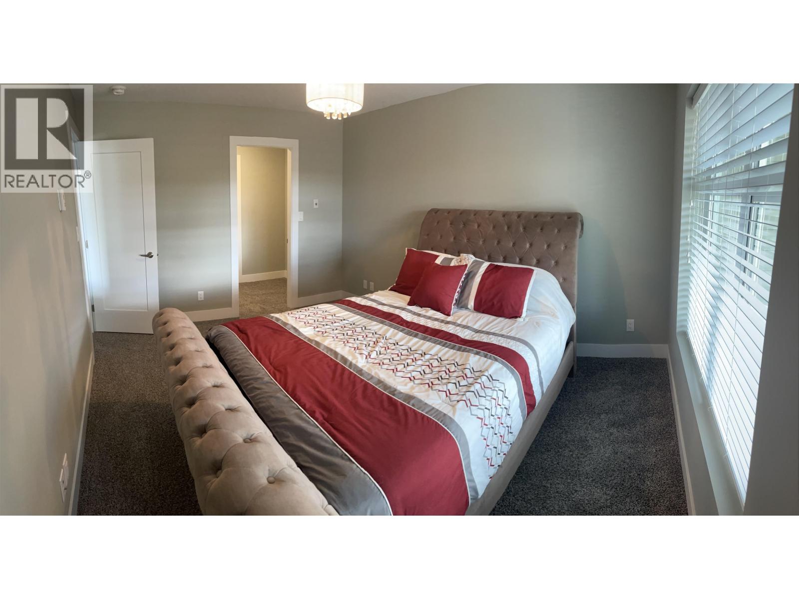 #119 2055 INGLEDEW STREET - 7