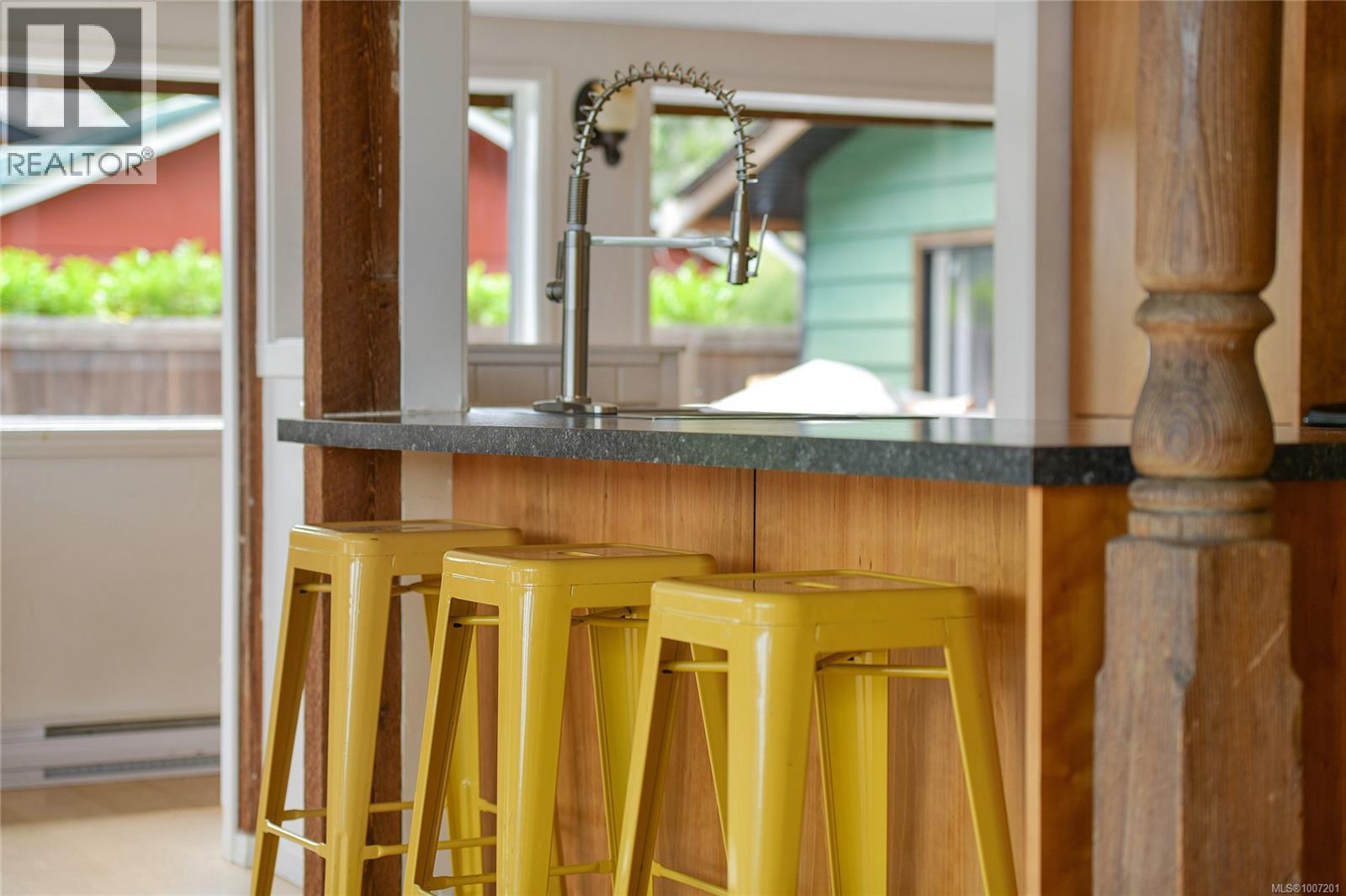 7815 Manatu Rd, Sooke