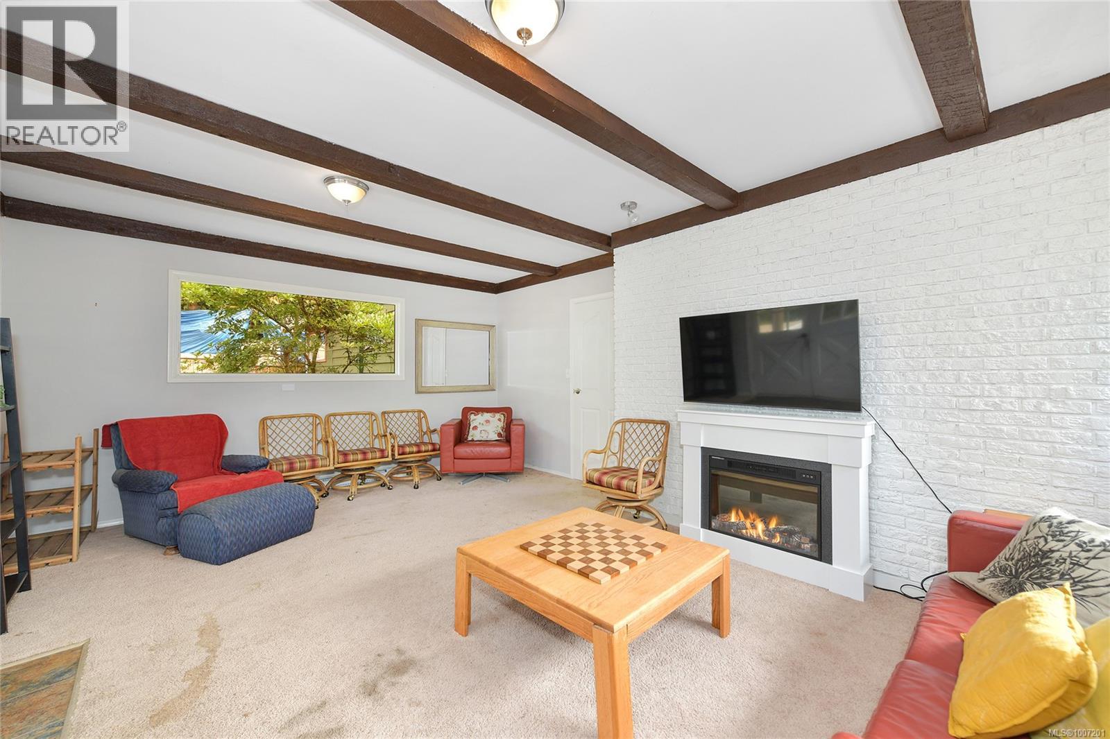 7815 Manatu Rd, Sooke