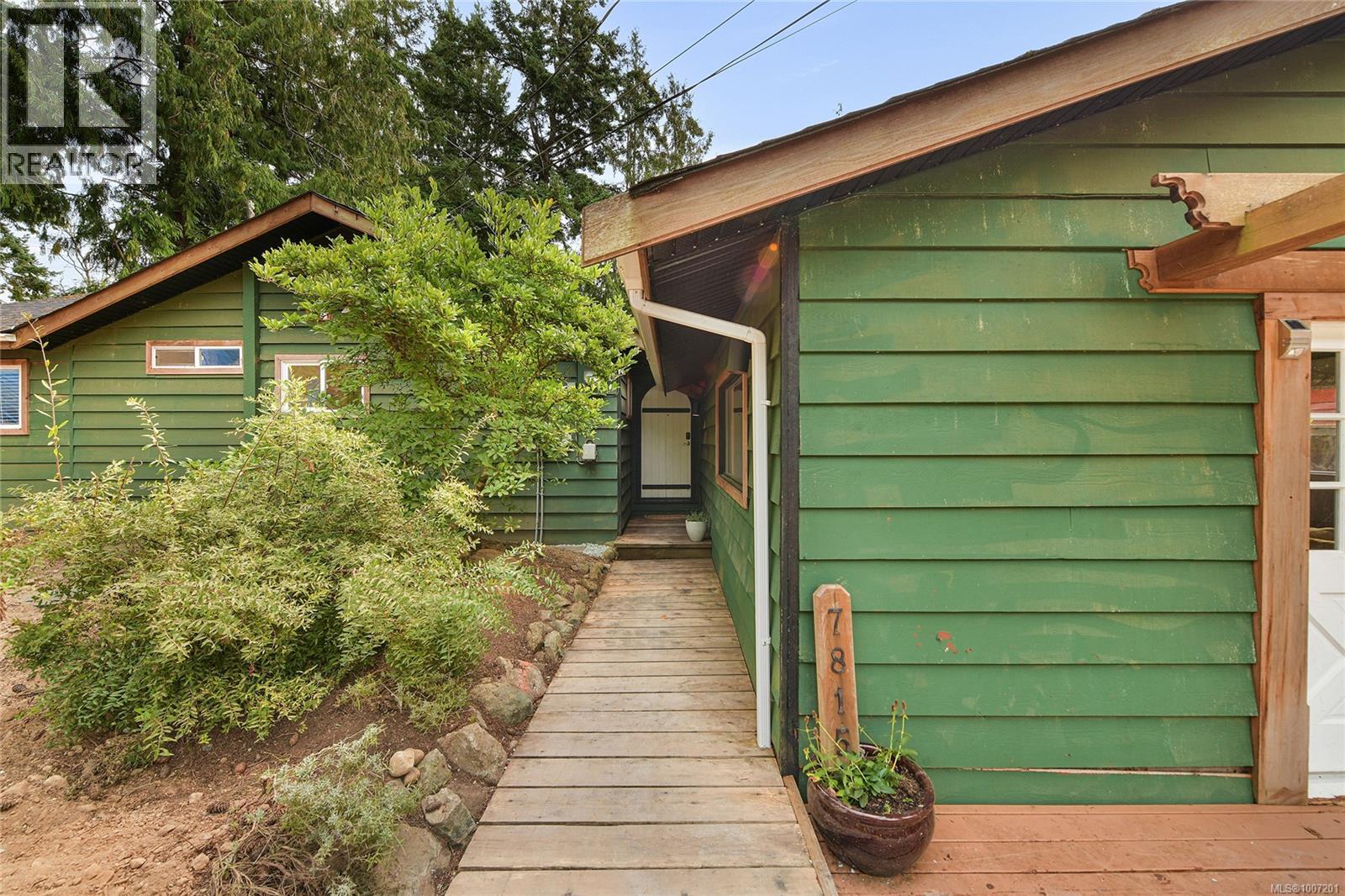 7815 Manatu Rd, Sooke