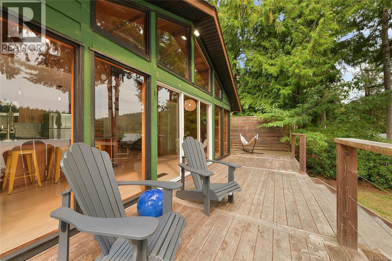 7815 Manatu Rd, Sooke