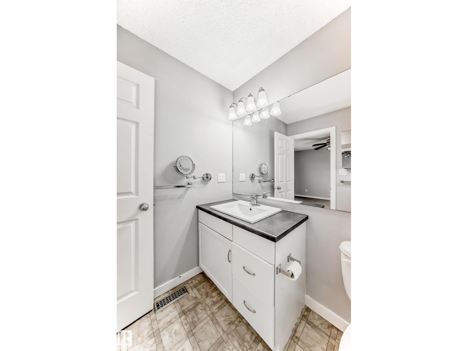 #23 115 CHESTERMERE DR, Sherwood Park