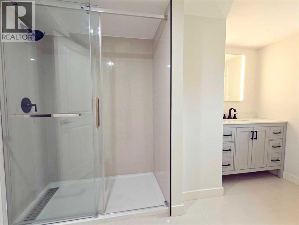 Single Family House Bi-level for Sale in   Street NW Silver Springs Calgary 