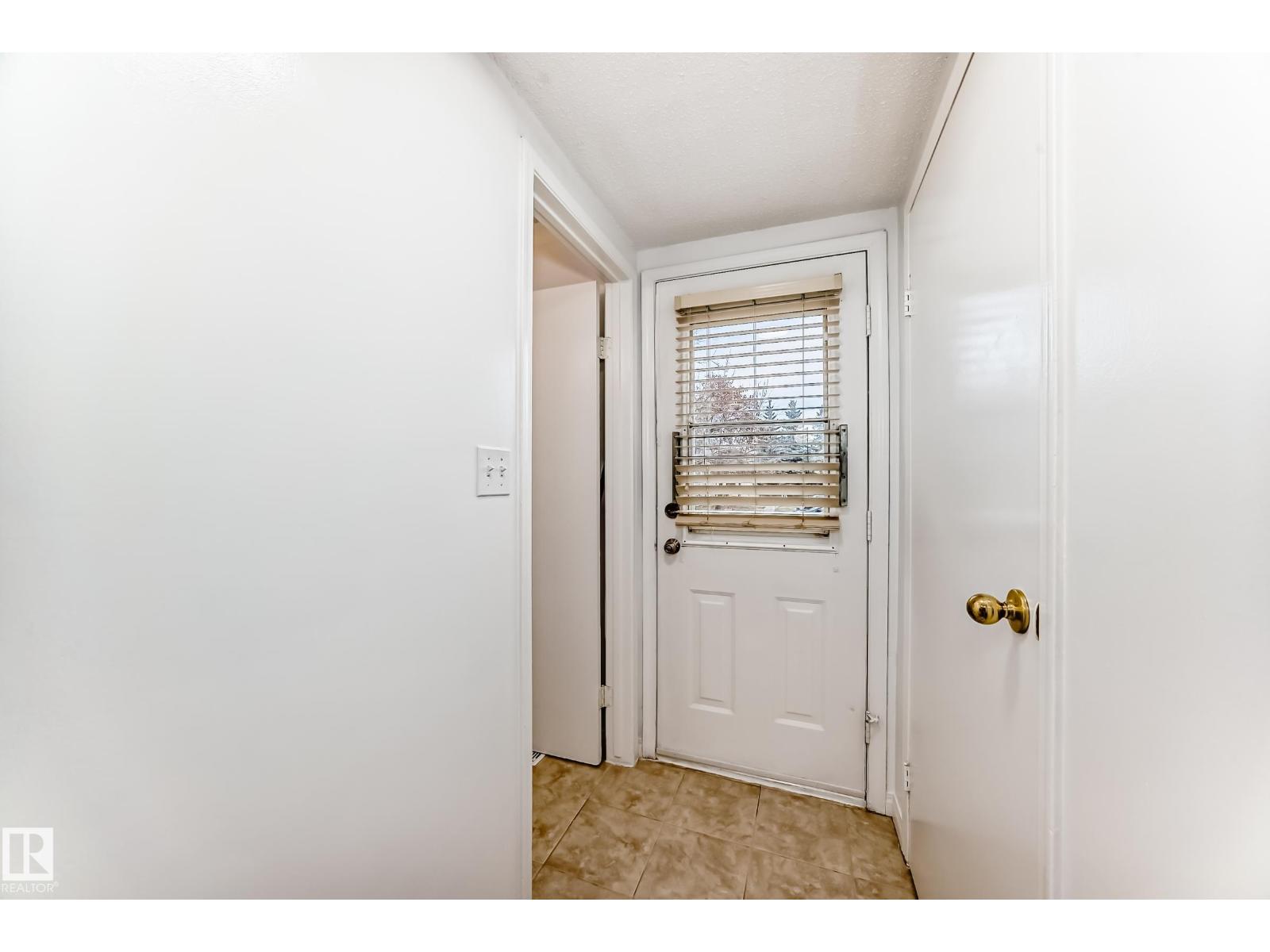 1536 MILLWOODS RD E NW, Edmonton