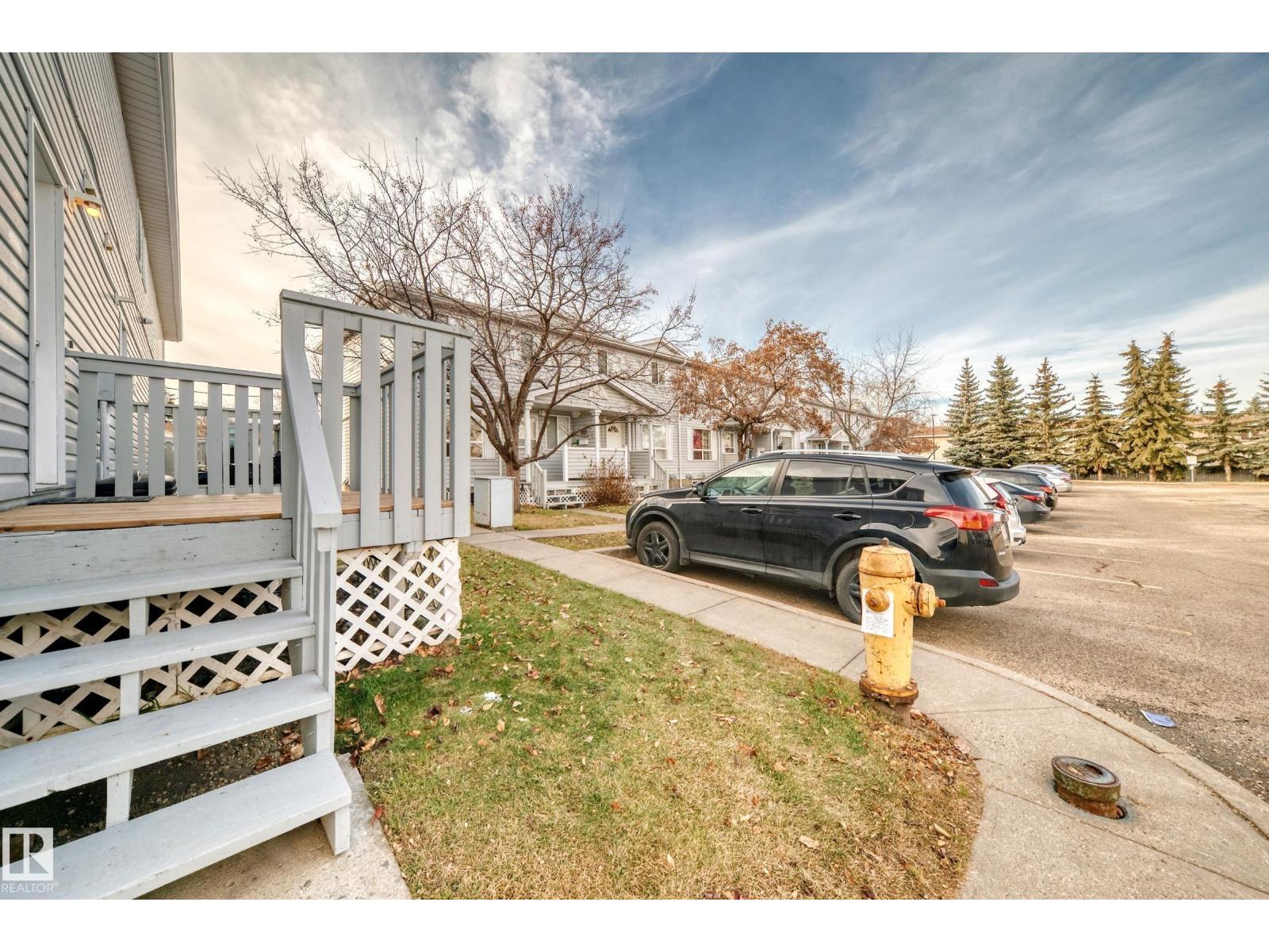 1536 MILLWOODS RD E NW, Edmonton