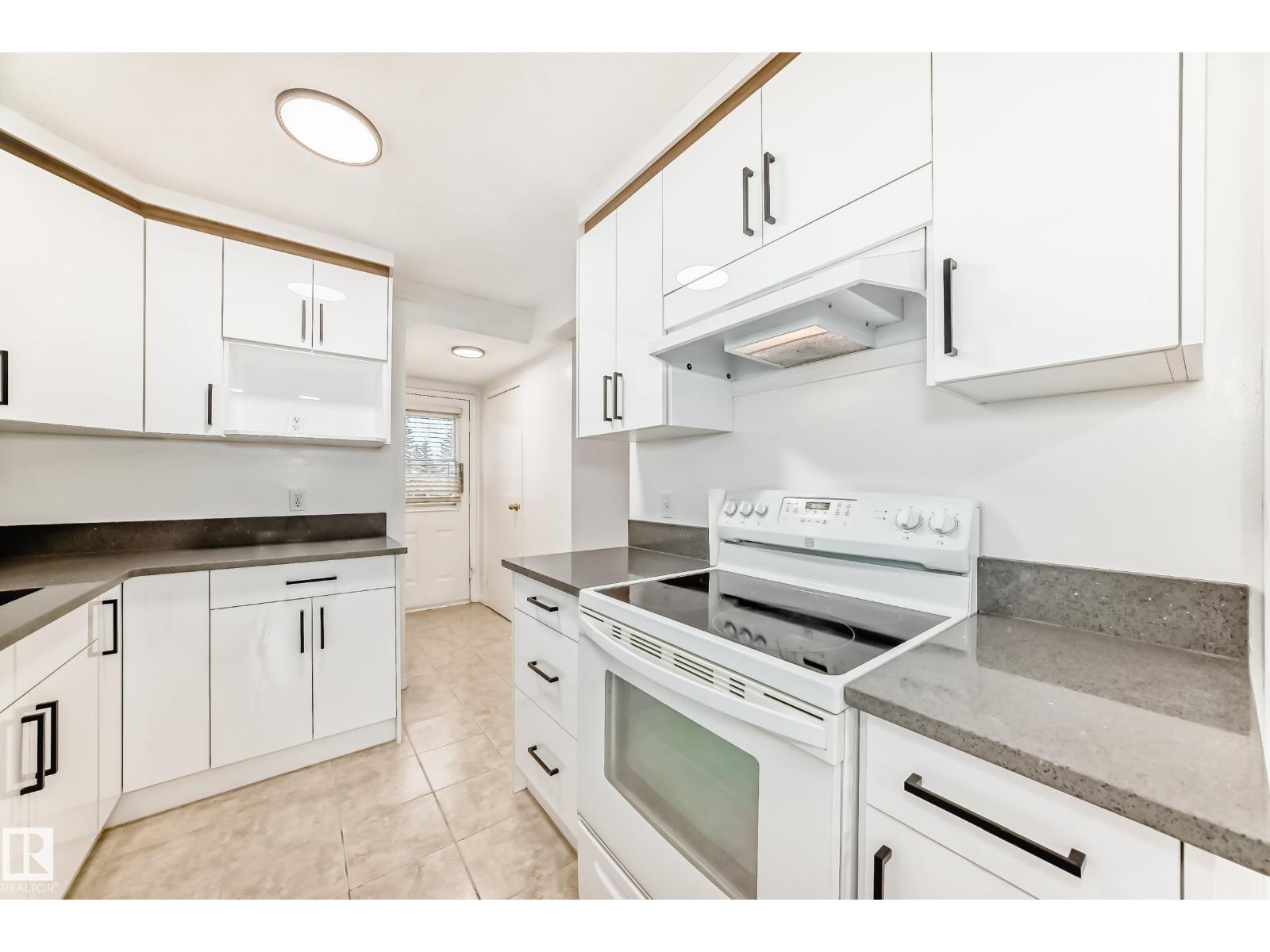 1536 MILLWOODS RD E NW, Edmonton