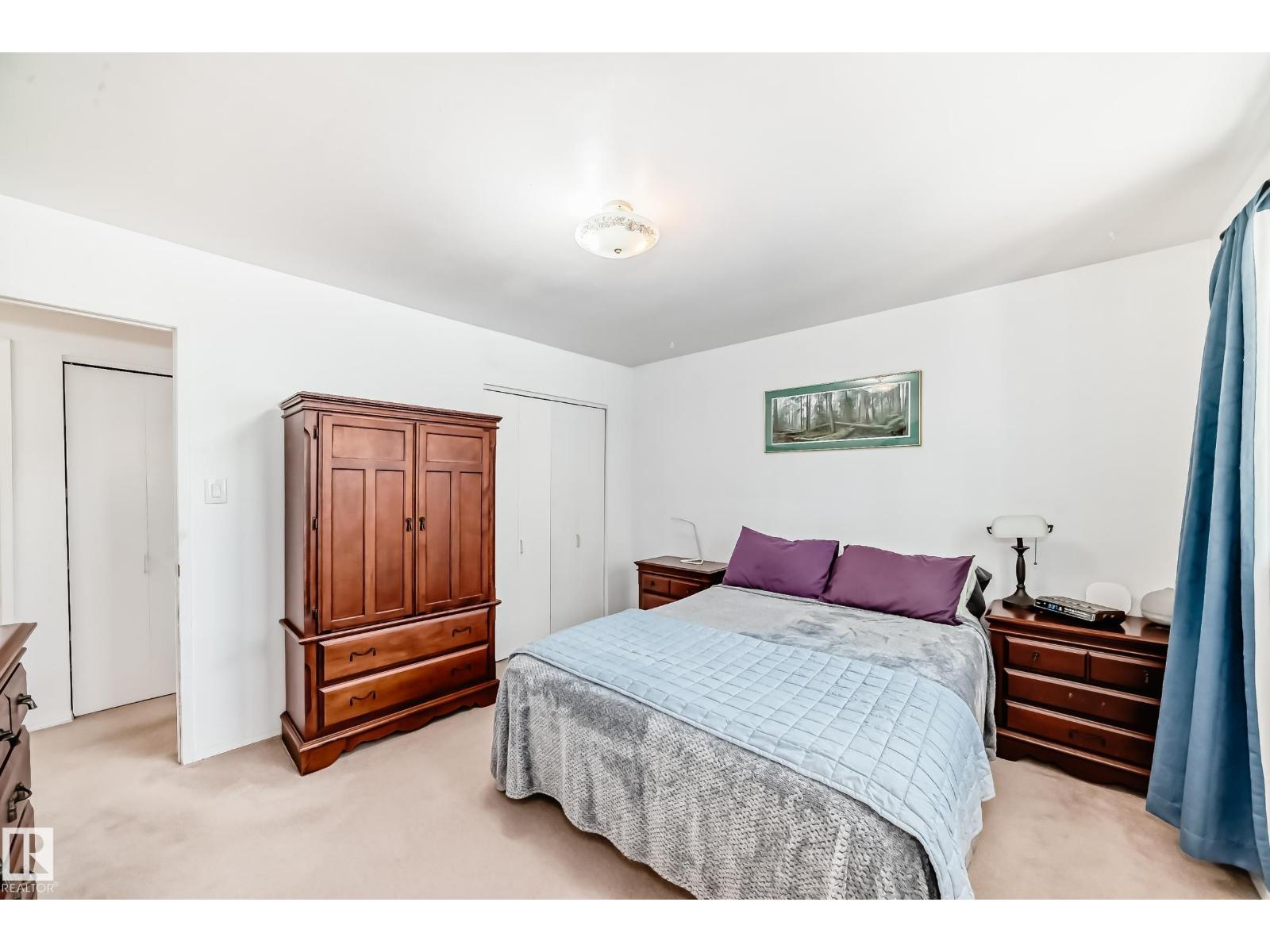 17719 84 AV NW, Edmonton