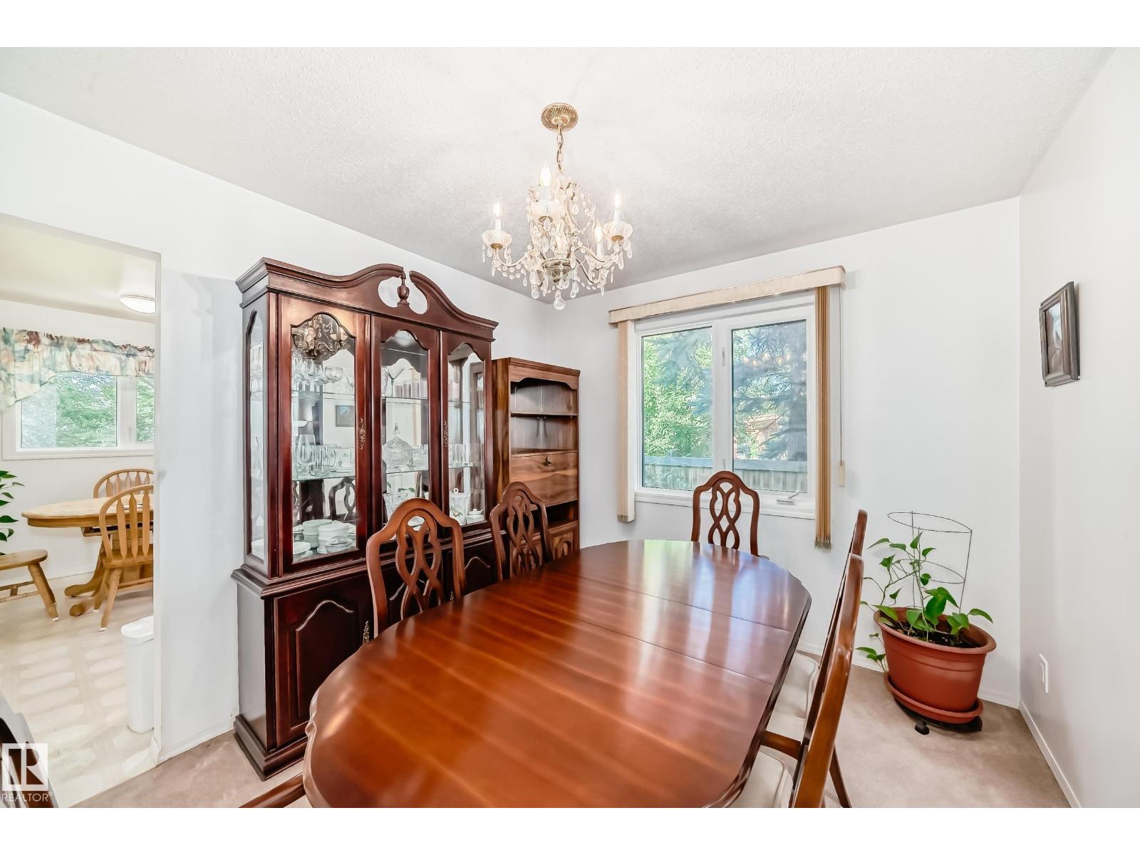 17719 84 AV NW, Edmonton