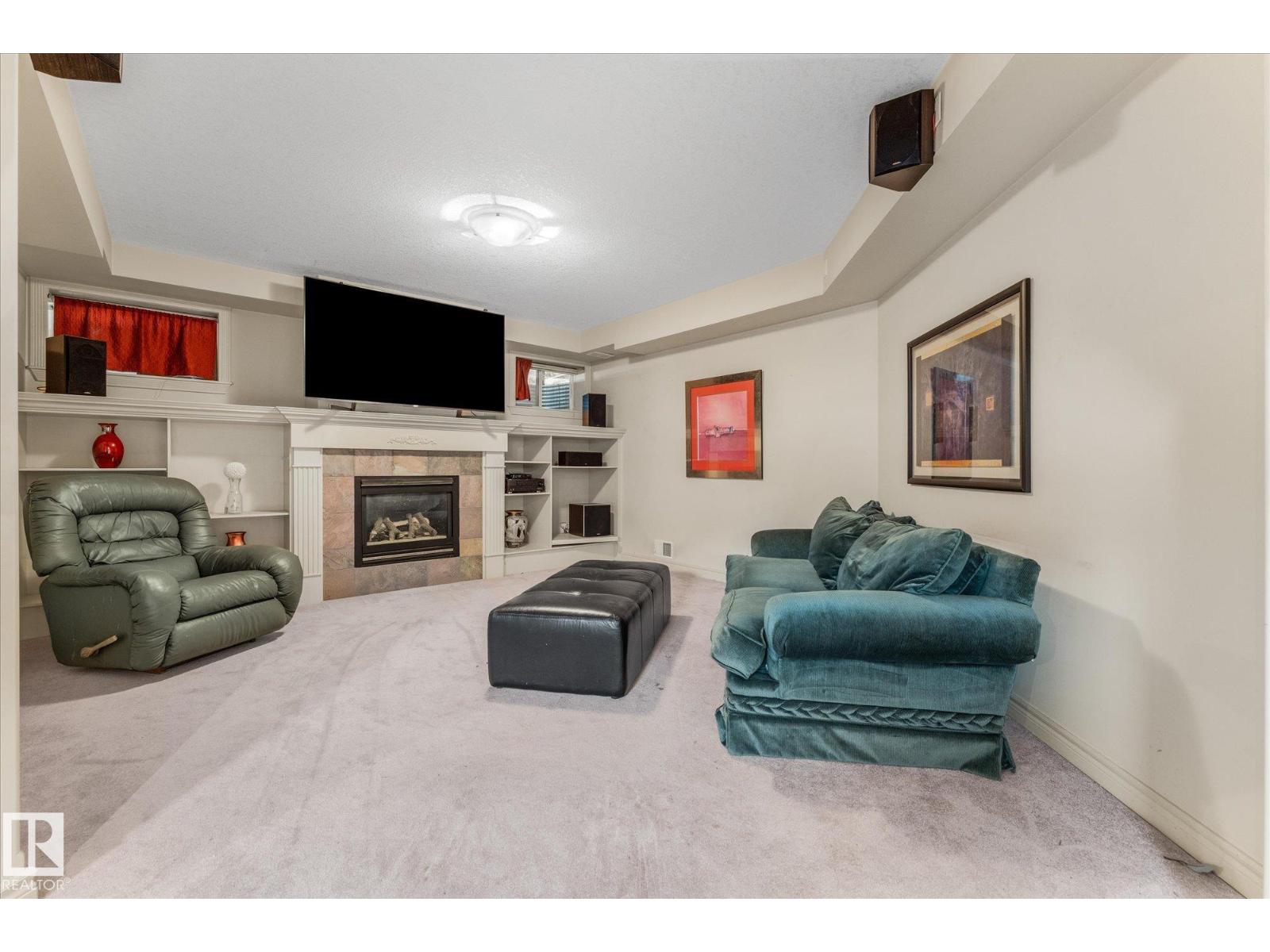 813 PROCTOR WD NW, Edmonton