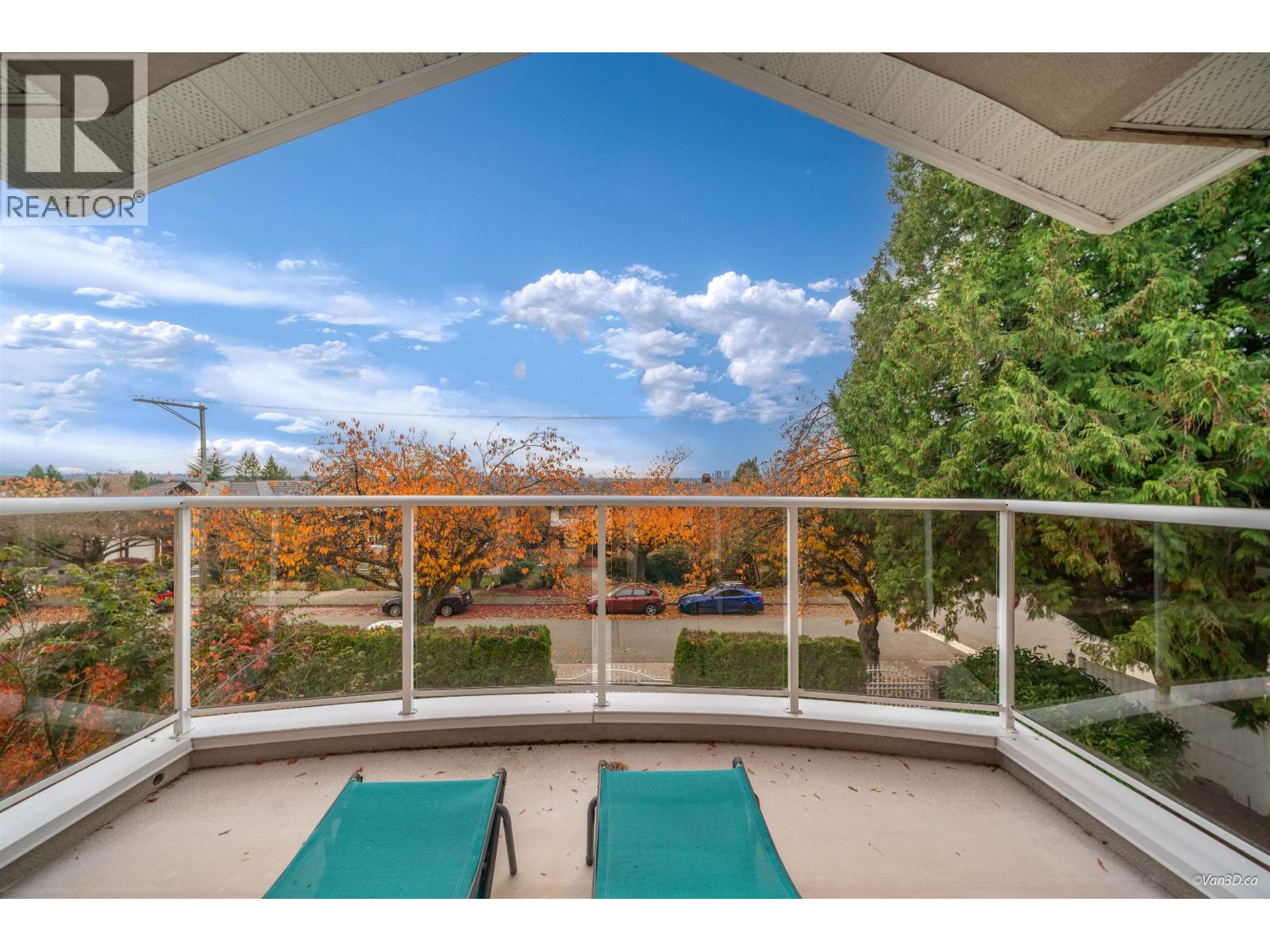 6111 KITCHENER STREET, Burnaby