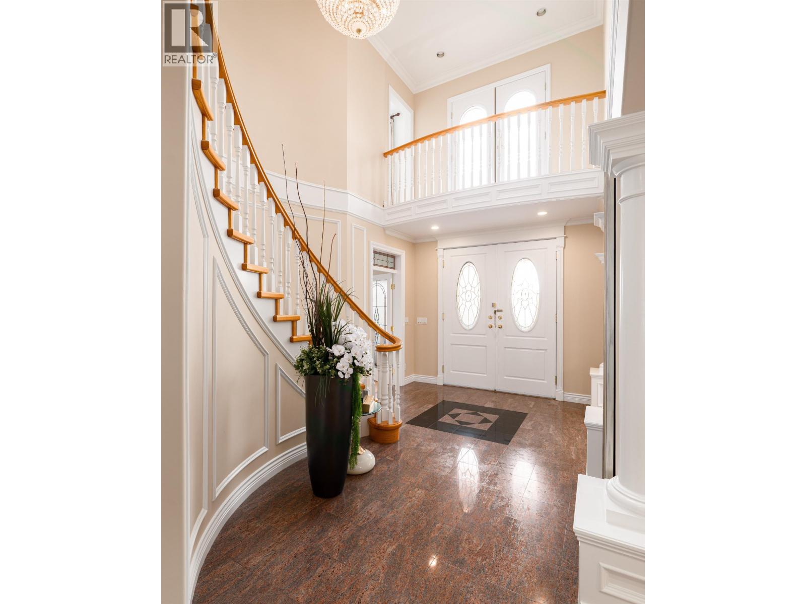 6111 KITCHENER STREET, Burnaby