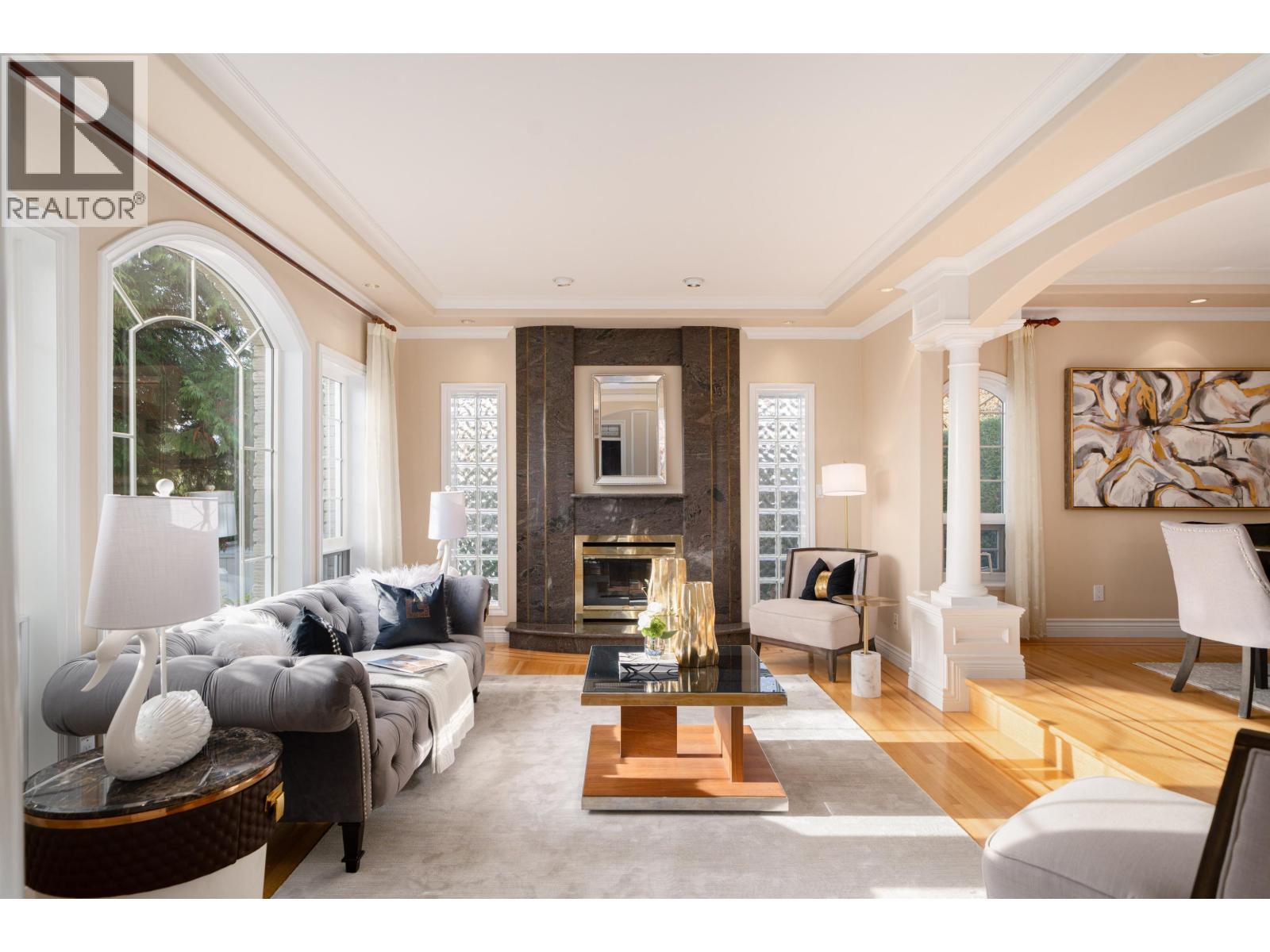 6111 KITCHENER STREET, Burnaby