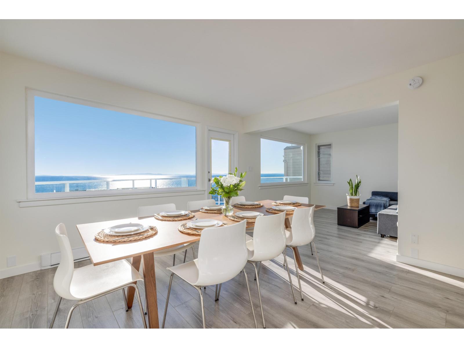 15152 VICTORIA AVENUE, White Rock